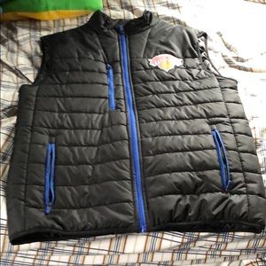 Knicks vest